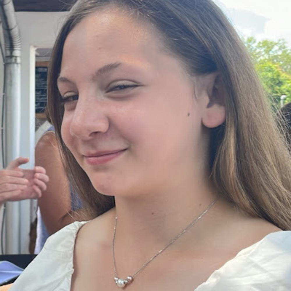 Meet your Posher, Naomi